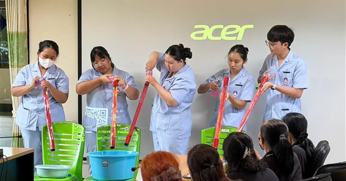 คณะพยาบาลศาสตร์ มหาวิทยาลัยพะเยา จับมือ อบต.จำป่าหวาย, รพ.สต.จำป่าหวาย และ รพ.สต.แม่ใส จัดอบรมเชิงปฏิบัติการพัฒนาความรู้การป้องกันโรคหลอดเลือดสมอง (Stroke) ให้แก่ อสม. ในพื้นที่