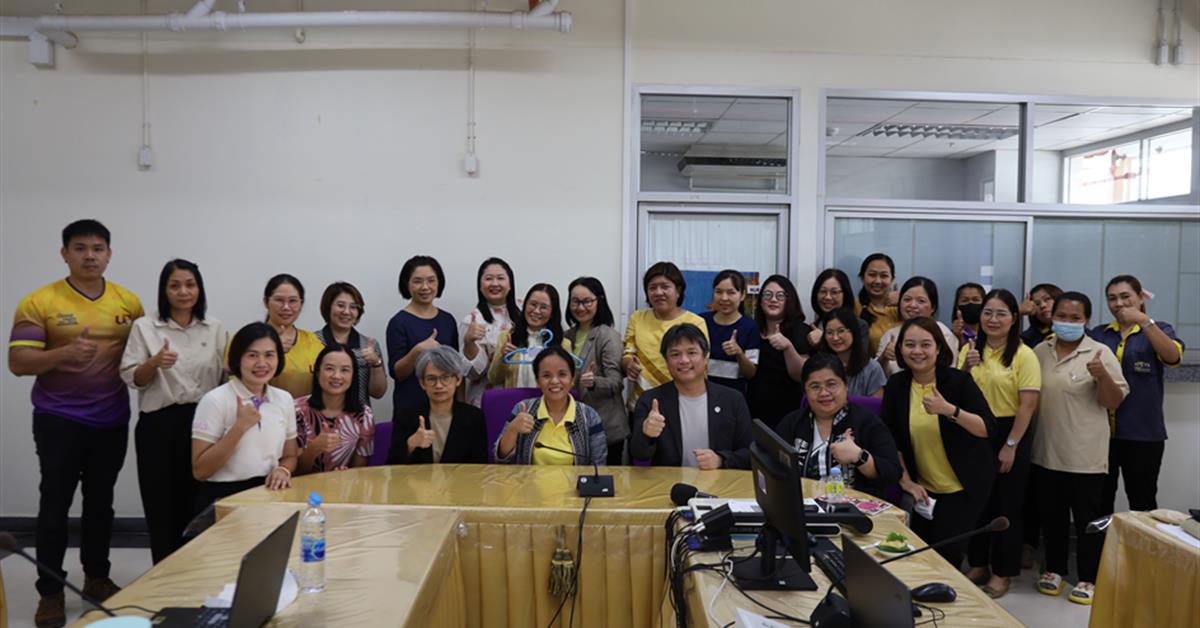 คณะพยาบาลศาสตร์ มหาวิทยาลัยพะเยา จัดโครงการ “สำนักงานสีเขียวปรับภูมิทัศน์และสิ่งแวดล้อม (Green office) ประจำปีพ.ศ. 2568” กิจกรรมที่ 2 สร้างความเข้าใจแ