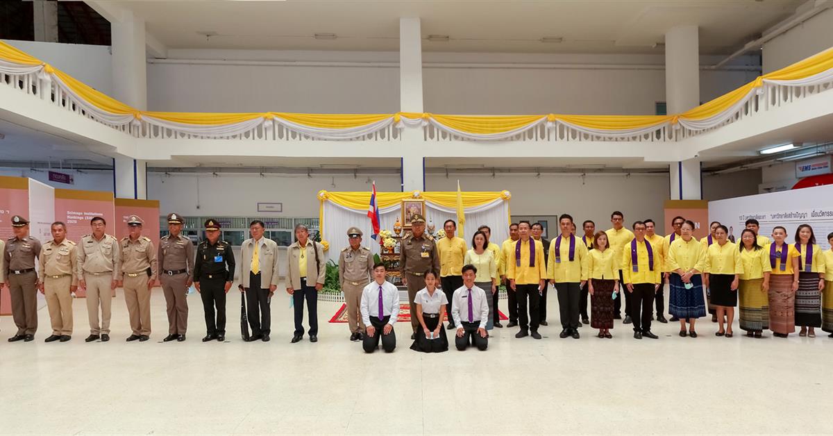 บุคลากรกองพัฒนาคุณภาพนิสิตและนิสิตพิการ ร่วมต้อนรับนายจิรายุ อิศรางกูร ณ อยุธยา องคมนตรี ในฐานะกรรมการโครงการกองทุนการศึกษาและคณะ 