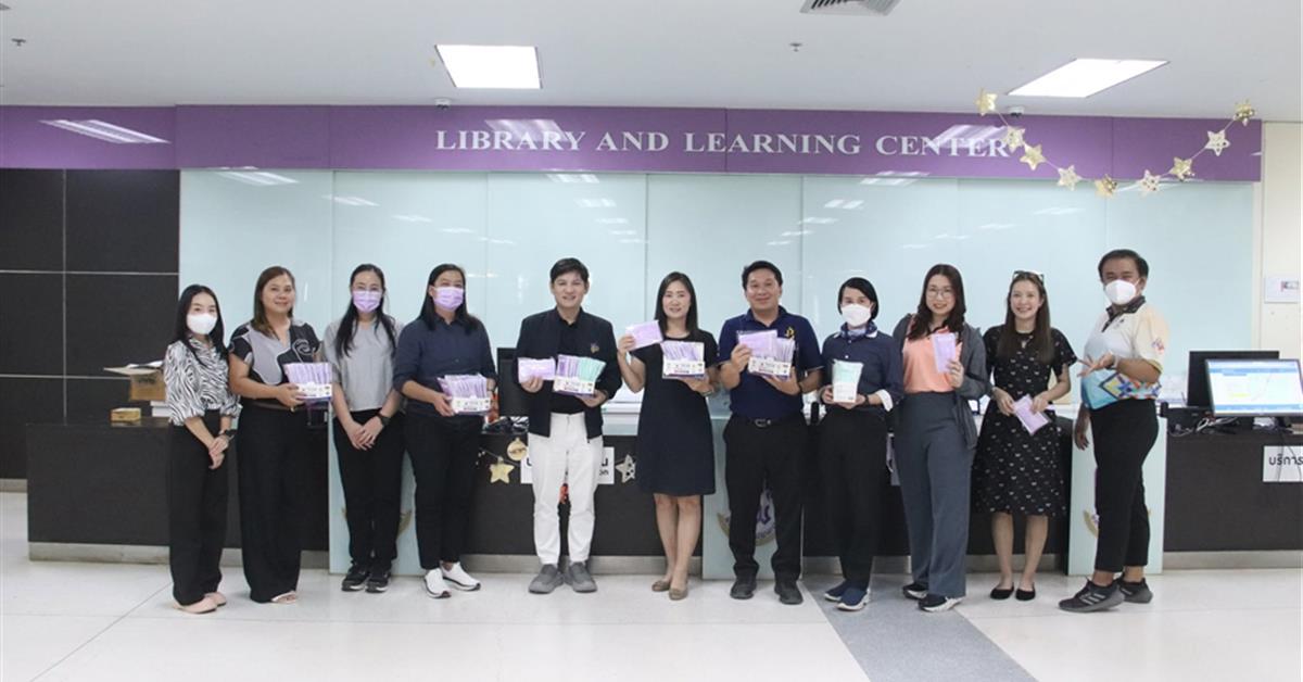 กองกิจการนิสิต ม.พะเยา แจกหน้ากากอนามัยฟรี รับมือวิกฤตฝุ่น PM 2.5