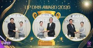 ผู้เข้าร่วมในงานรับรางวัล > </a><div style=